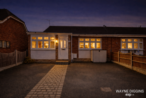 6a, Dollant Avenue, Canvey Island SS8 9EJ