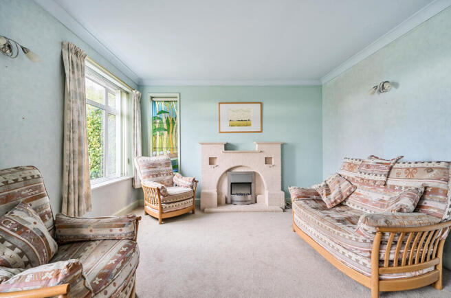 1359301-10-68ee21...