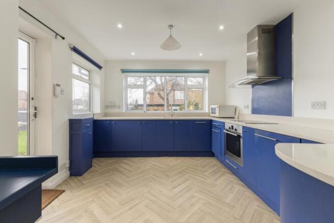 103571_111 Hayes ...