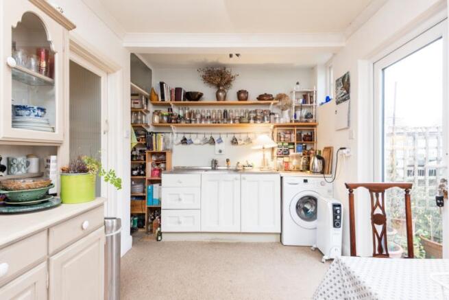 Kitchen/Dining
