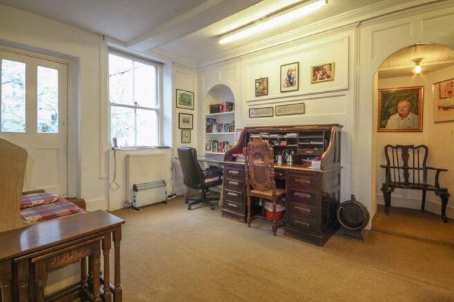 Photo 11