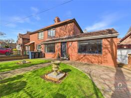 23, Ell Dene Crescent, Bog House Estate, Gateshead NE10 9UN