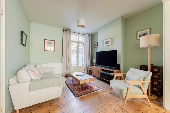 Living Room (1)