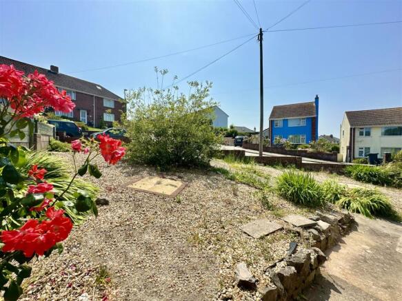 Front Garden.jpg