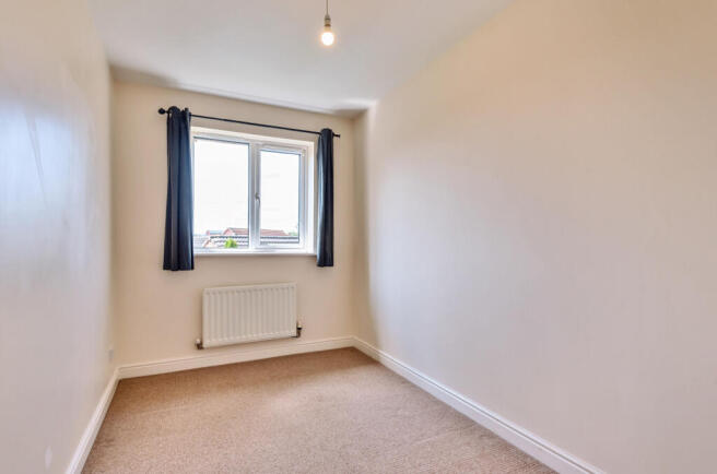 2 bed Flat for sale Image 6