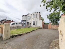 First Floor Flat, 158, Duke Street, Southport PR8 5DH