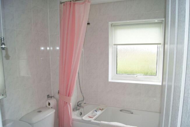 En Suite Bathroom