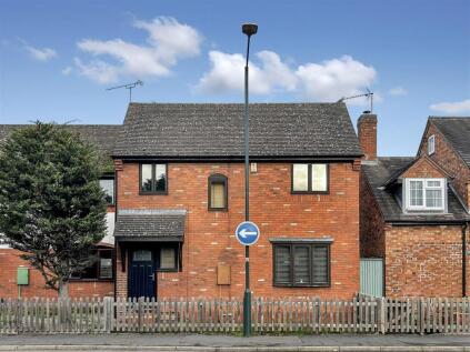 Simmons Court, Wellesbourne