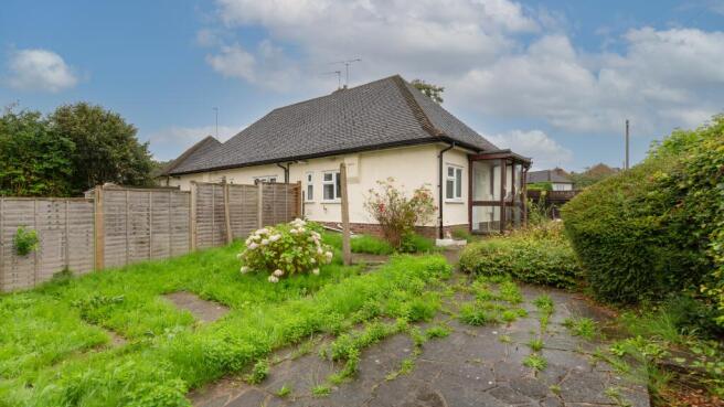 12 Morten Gardens, Denham, Uxbridge, UB9 5ND