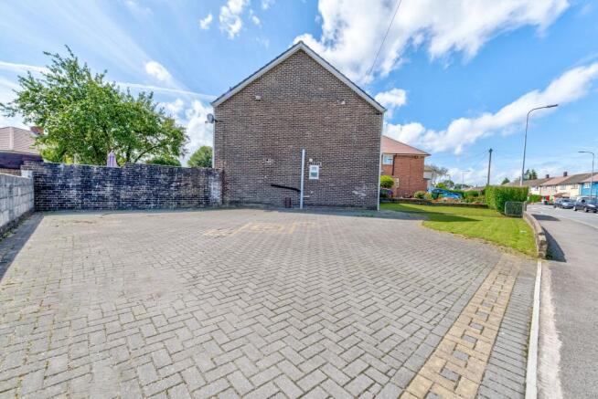 Front Garden & Parking