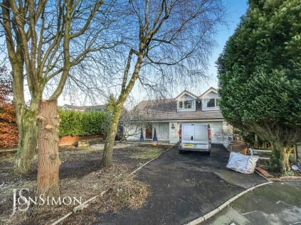 Tor Avenue, Greenmount, Bury, BL8