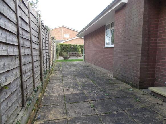 Side patio