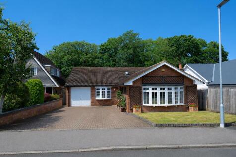 Woodside Road, Bricket Wood, St. Albans