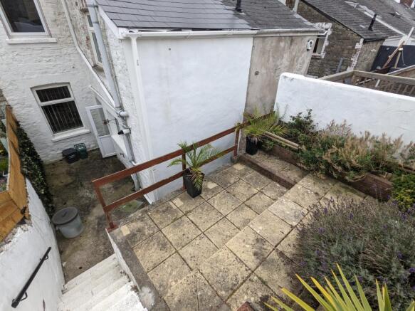 Garden (2)