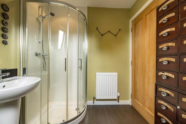 3 Douglas Court Denholm 38.JPG
