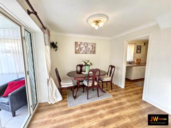 DINING ROOM  PHOTO 1