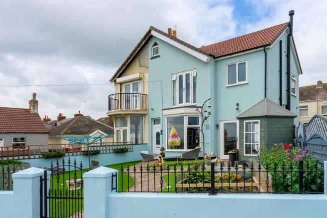 2 bed Semi-Detached for sale Image 4