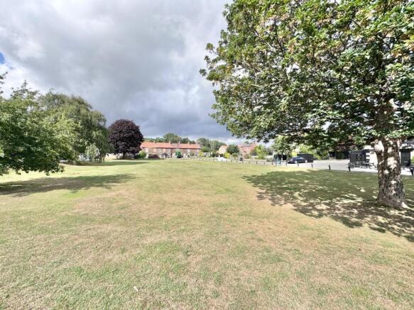 STAPLETON VILLAGE GREEN