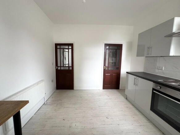 3 bed Detached for sale Image 6