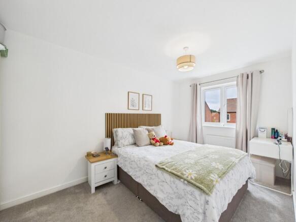 3 bed Semi-Detached for sale Image 11
