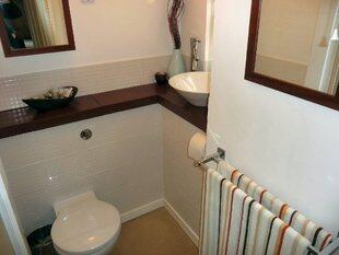 Refitted En-suite