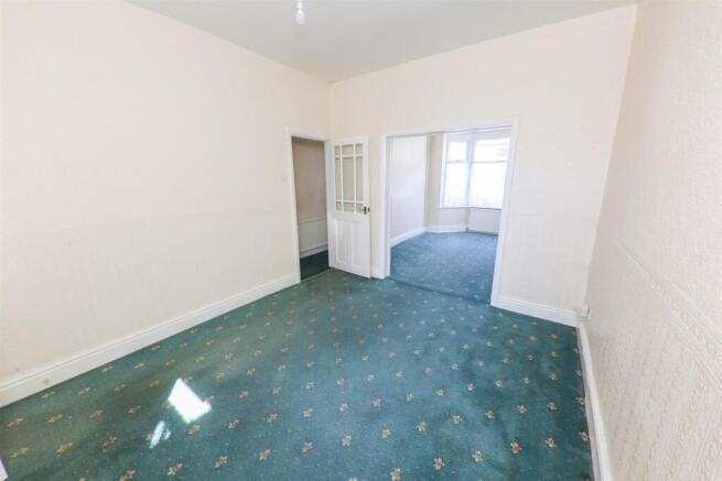 3 bed Terraced for sale Image 7