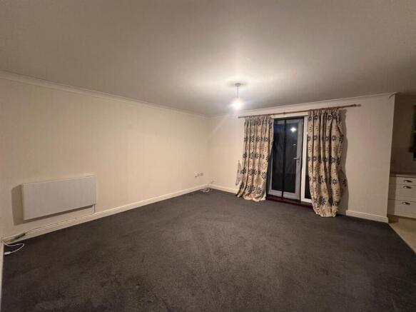 WhatsApp Image 2025-11-12 at 17.12.42 (1) - Copy.j