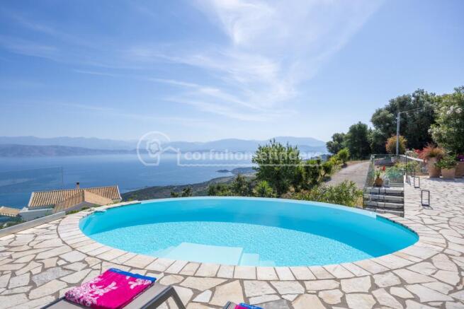 Pool to view