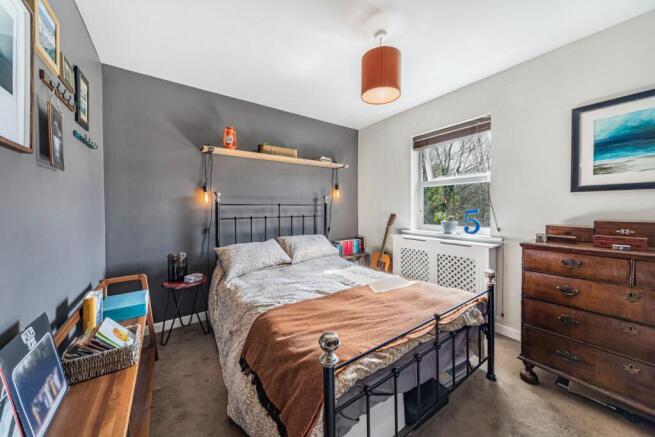2 bed Apartment for sale Image 6