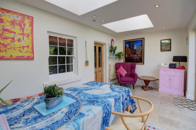Garden room 2