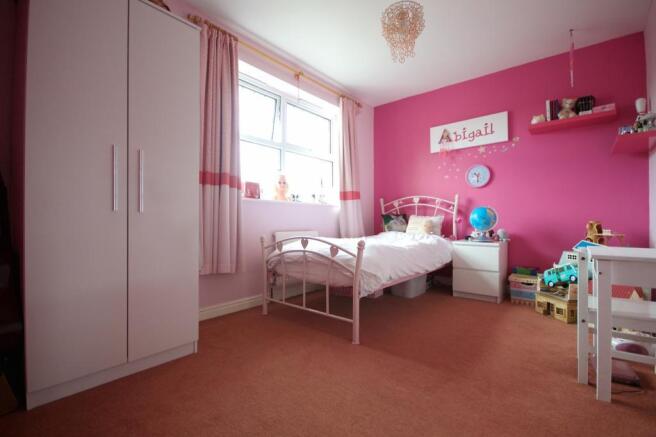 Bedroom 2 (Double)