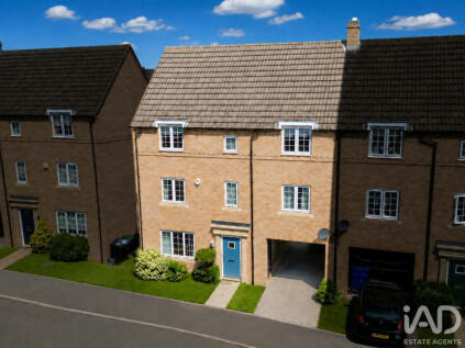 Longchamp Drive, Ely, Cambridgeshire