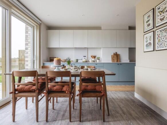 Kitchen / Dining