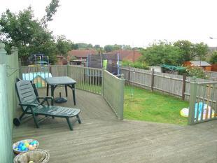 Garden/Decking Area