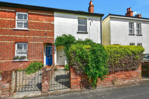 11, York Road, Farnborough GU14 6NG