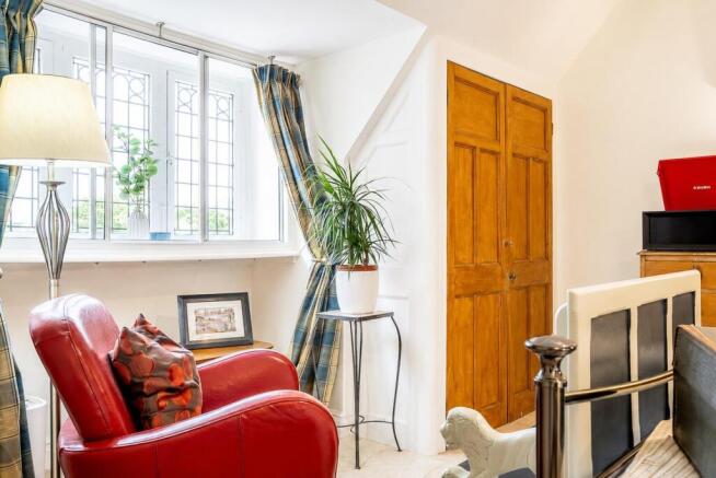 2 bed Apartment for sale Image 10