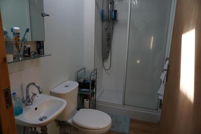 Annex Shower Room