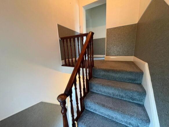 3 bed Semi-Detached for sale Image 11