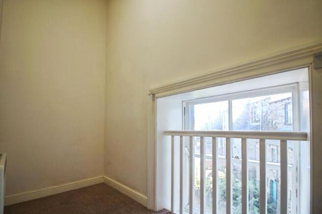2 bed Flat for sale Image 8