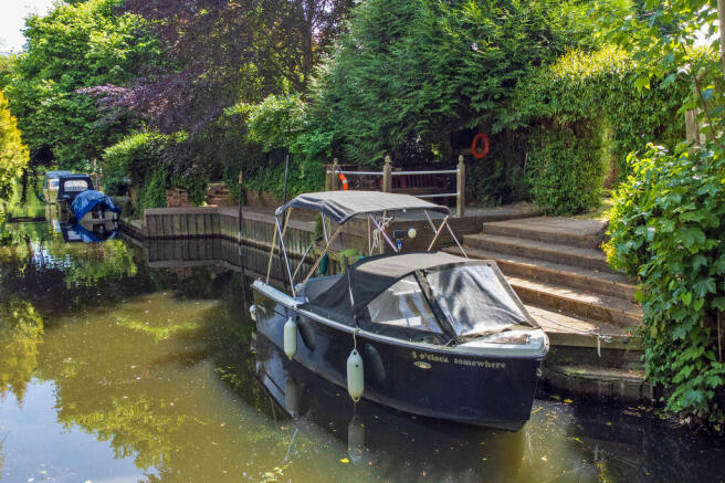 Mooring