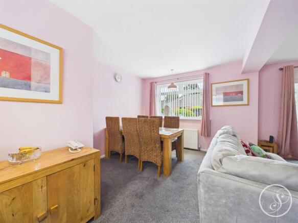 2 bed Detached Bungalow for sale Image 8