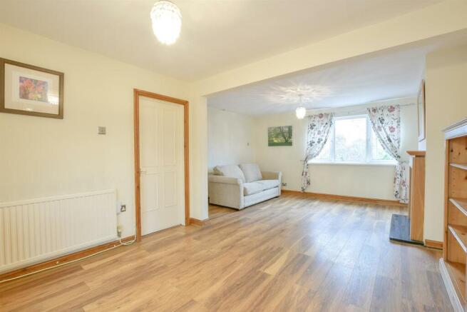 Living/Dining Room