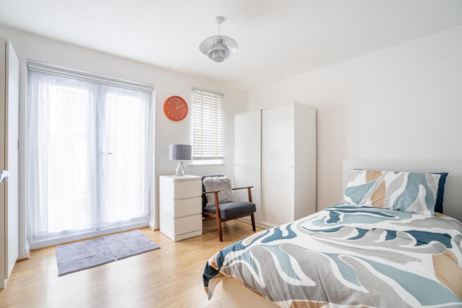 4 bed Town House for sale Image 11