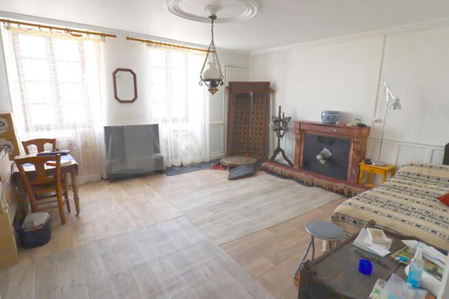 Photo 3