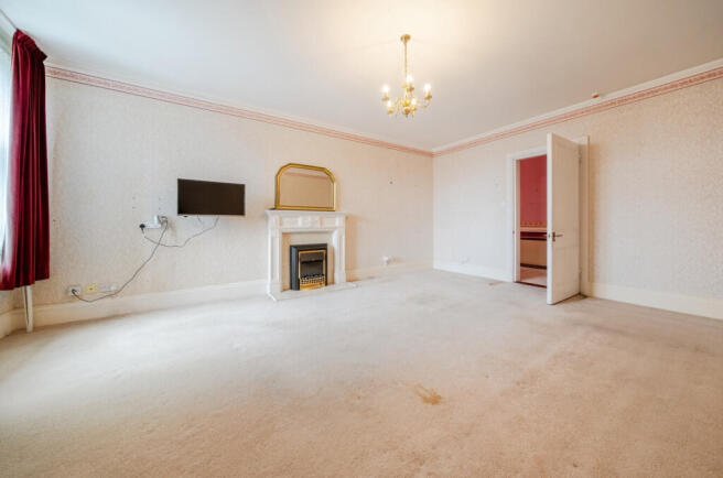 1418755-7-699c57c...