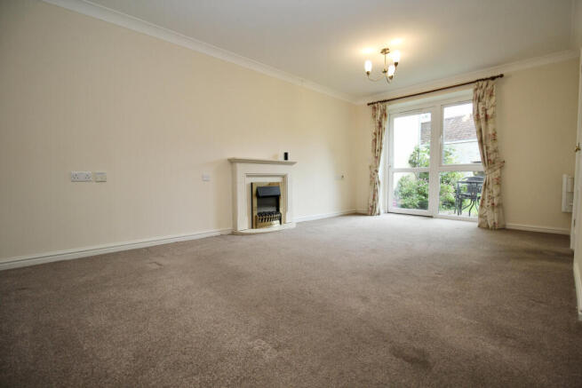 Sitting/Dining Room