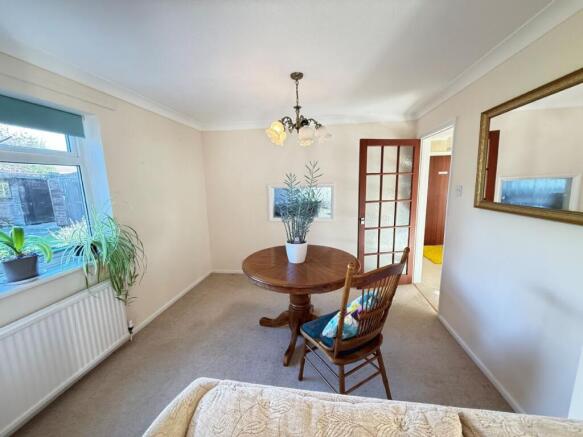 Baynards Crescent, Kirby Cross photo 5