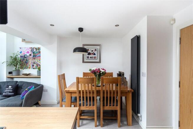 5 bed Terraced for sale Image 9