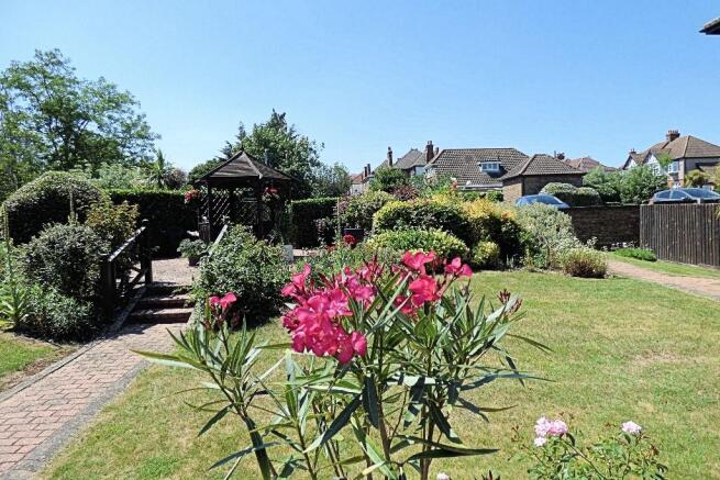 COMMUNAL GARDEN