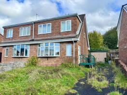 33, Tyn Y Cae, Alltwen, Pontardawe SA8 3DJ